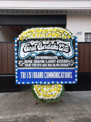 Papan Bunga Duka di Sumay